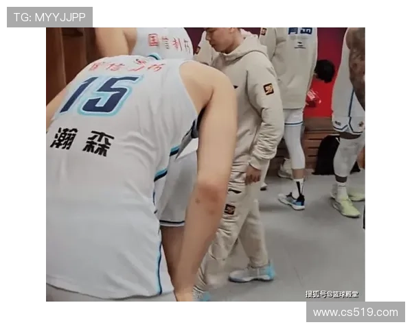 刘维伟怒斥韦瑟斯庞 更衣室点评仍有不足